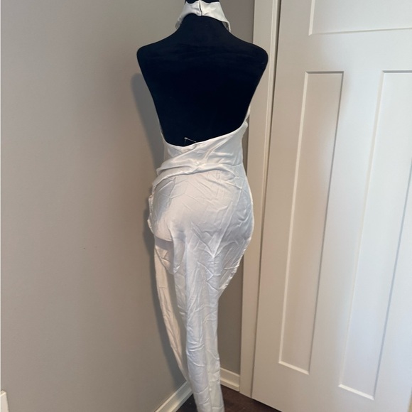 Amanda Uprichard X REVOLVE Samba Gown in Ivory XS - Picture 8 of 10